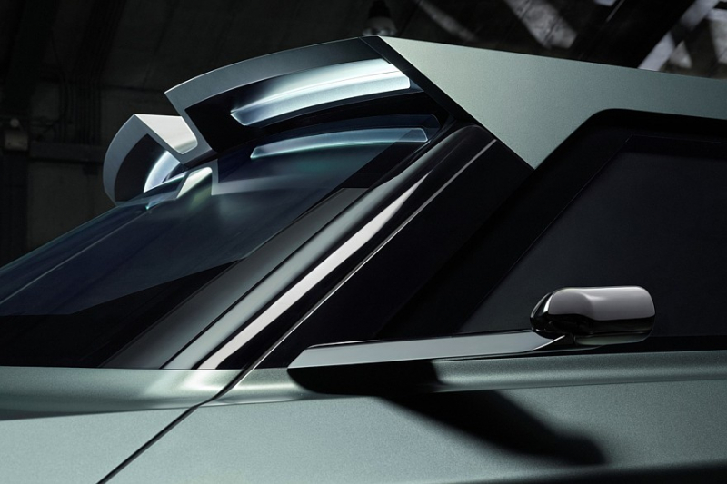 Компания Aston Martin представила брутальный внедорожник с V12. Мечта? Да, но есть нюанс…