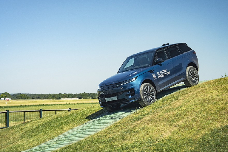 Внедорожник Range Rover Sport Electric готовится к скорому дебюту